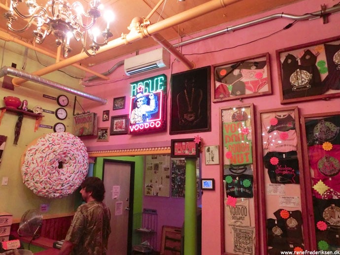 voodoo_doughnut_portland_Roadtrip_2012-350