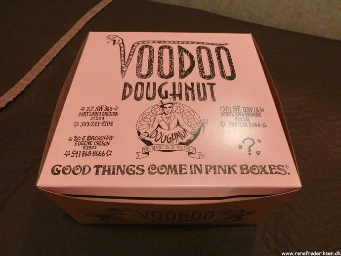voodoo_doughnut_portland_Roadtrip_2012-353