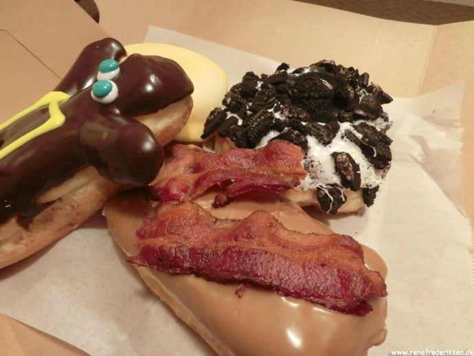 voodoo_doughnut_portland_Roadtrip_2012-360