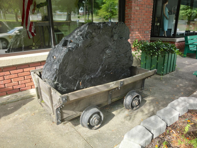 coal_mine_harlan_county_kentucky_roadtrip_2013-14