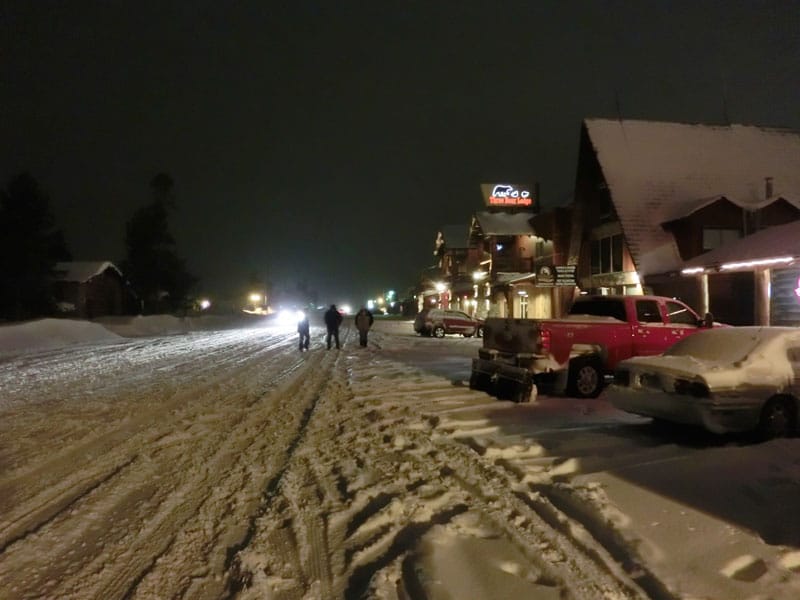 yellowstone_snowmobile_day2_roadtrip_2013-31