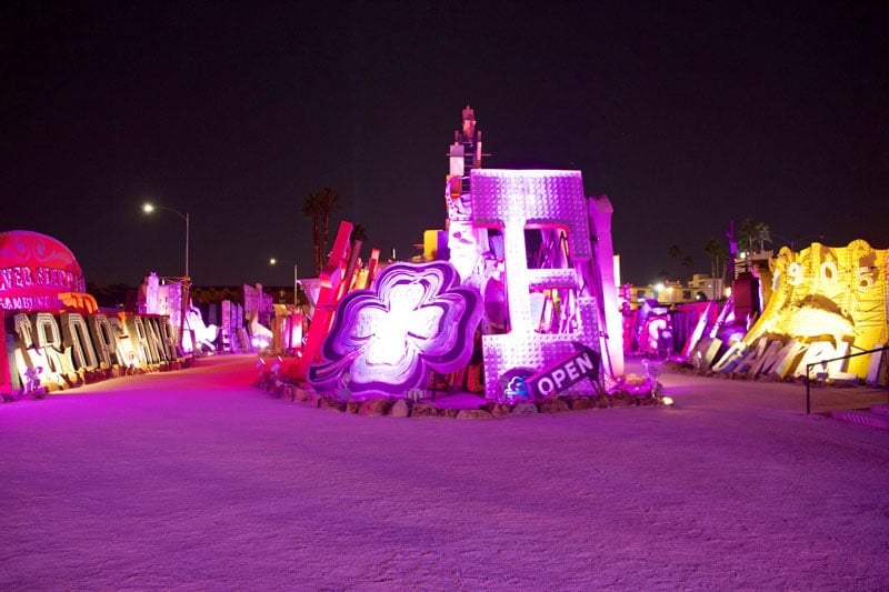 neon_boneyard_las_vegas_roadtrip_2014-11