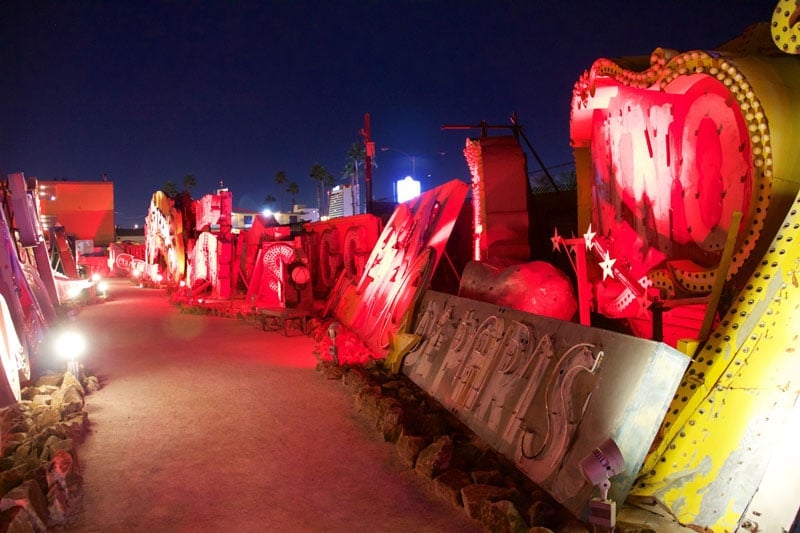 neon_boneyard_las_vegas_roadtrip_2014-8