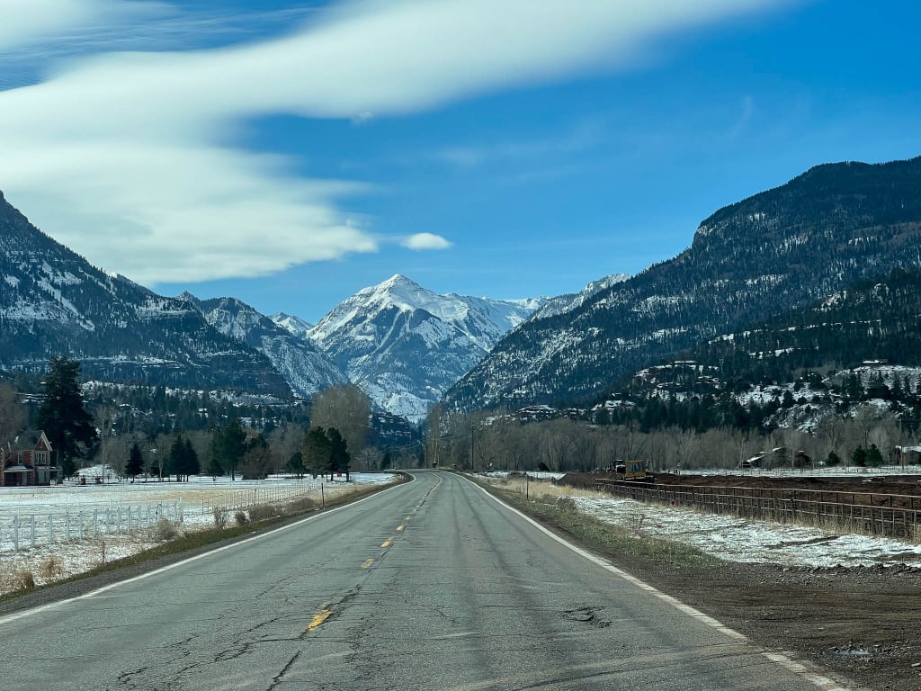 Vejen ind til Ouray i Colorado.