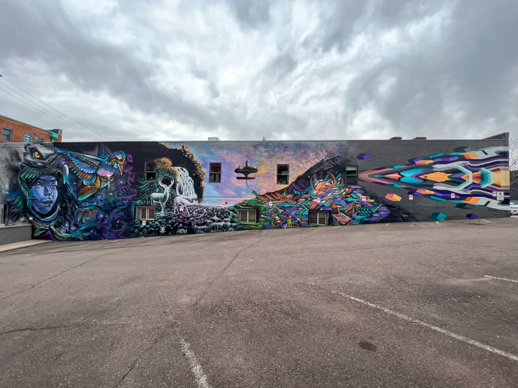 Vægmaleri i Five Points området i Denver, Colorado.